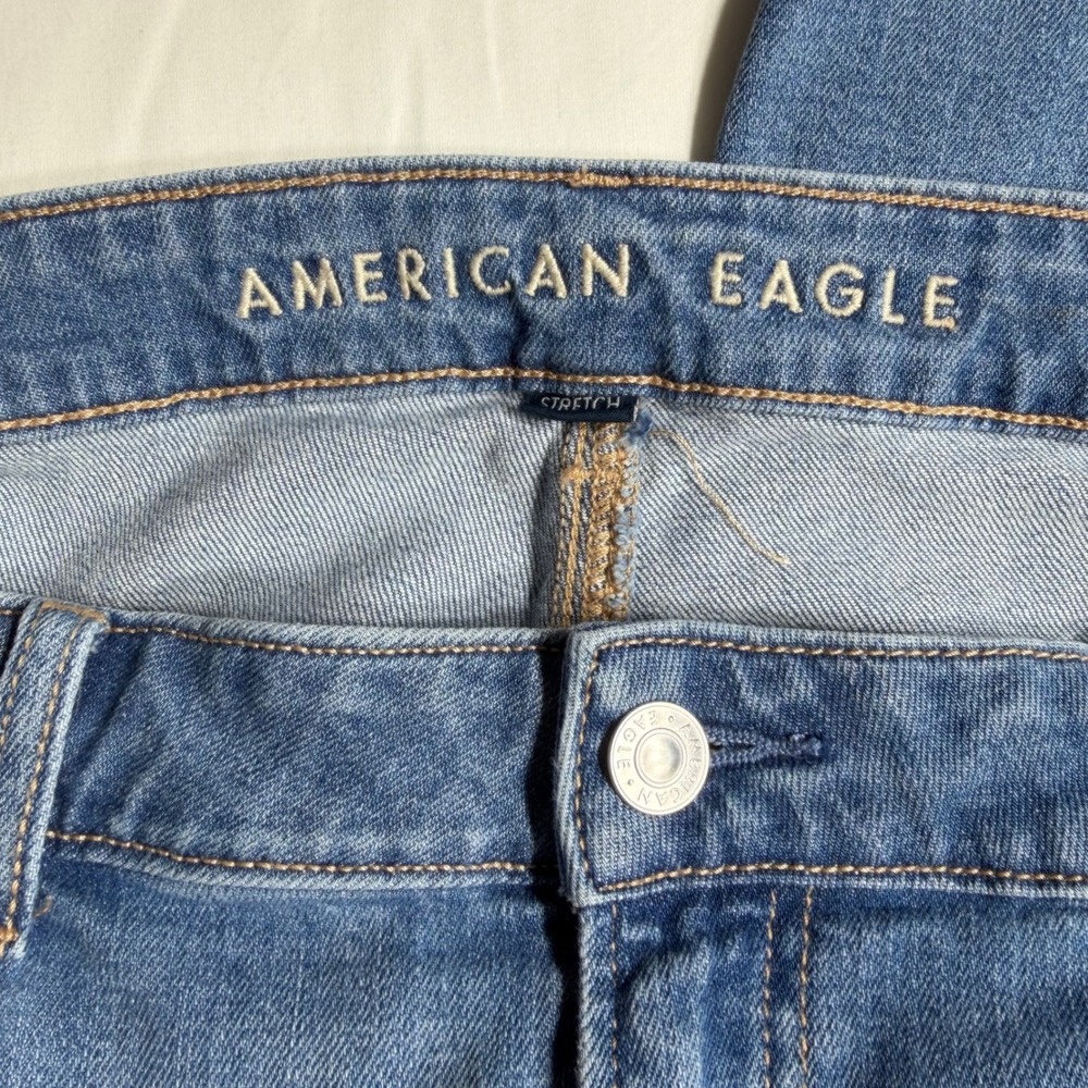 AE Dreamy Drape Super High-Waisted Baggy Wide-Leg Jean Medium Wash Size 10R - Picture 7 of 8